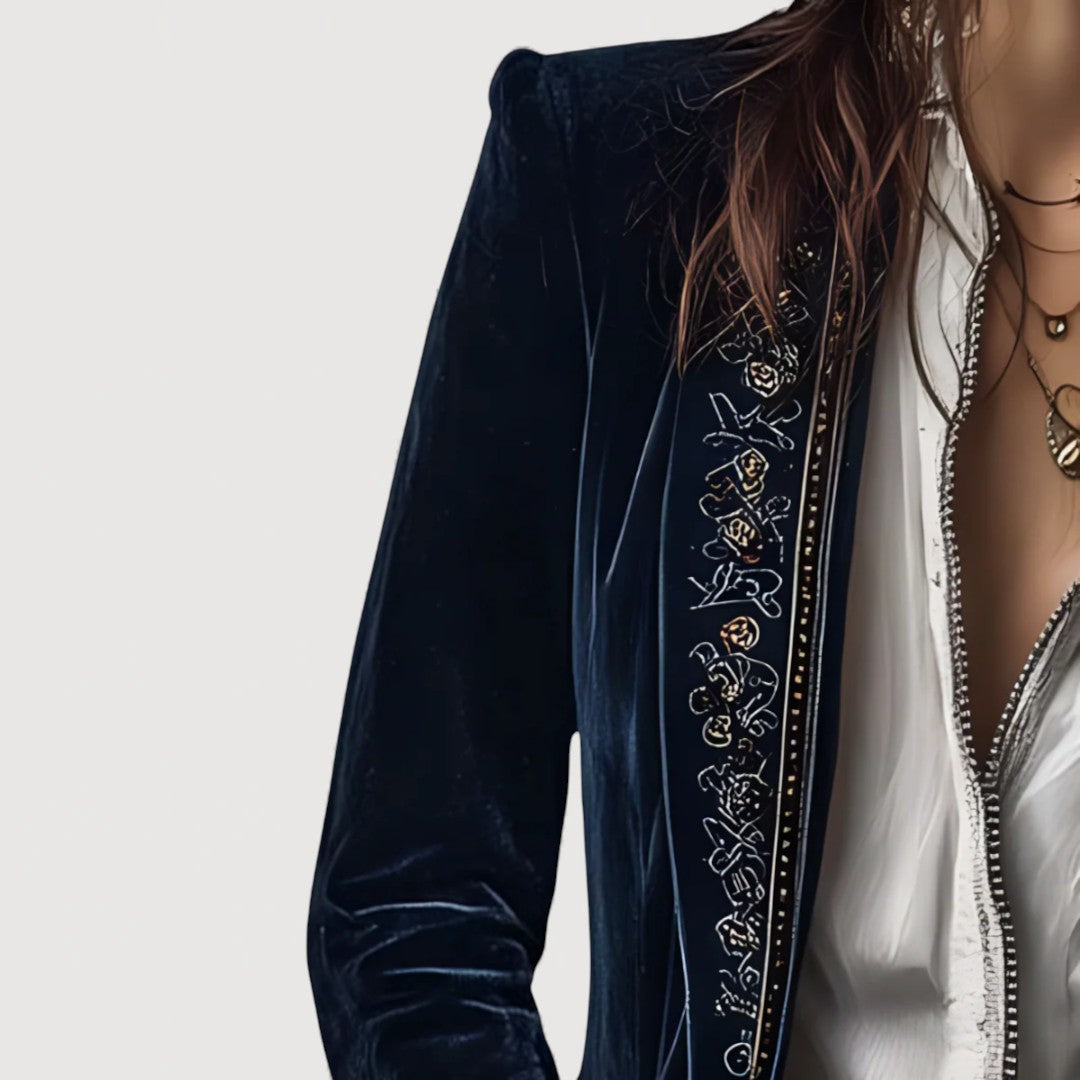 LYDIA – CHIC VELVET JACKET