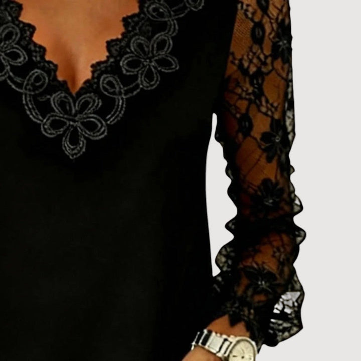 LYNETTE – ELEGANT LACE TOP