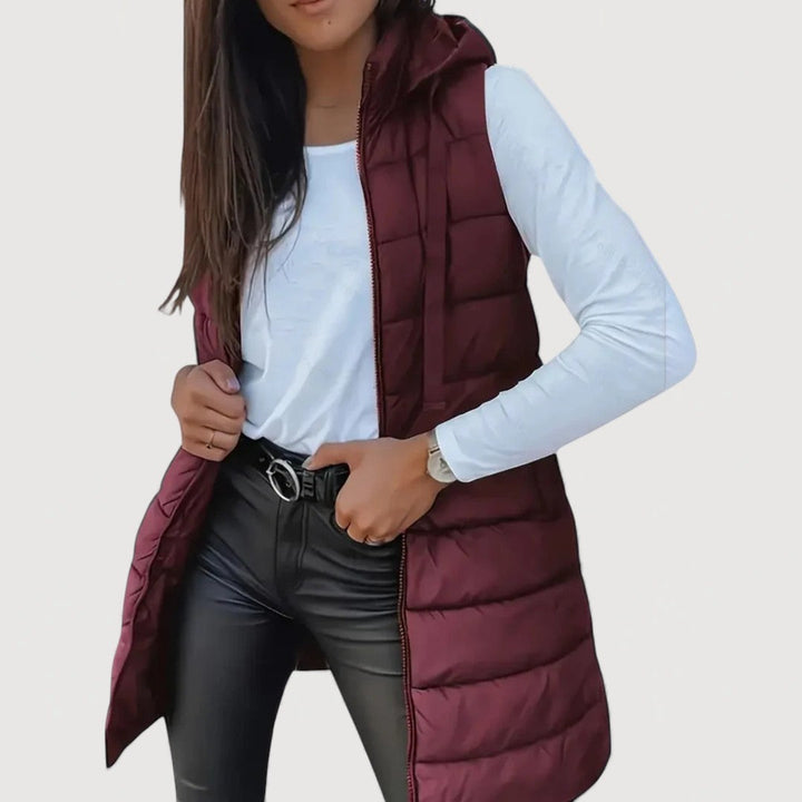 ARWENA – HOODED PUFFER VEST